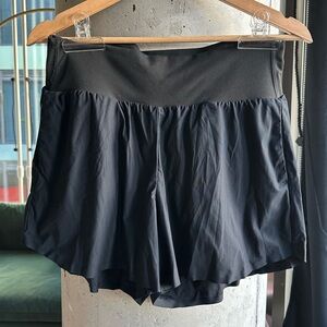 UNIQLO AIRISM RUNNING SHORTS L